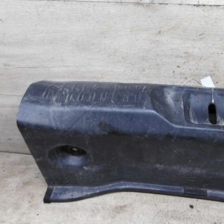 obsivka-bagaznika-nakladka-nissan-tiida-i-art-110327-big-2