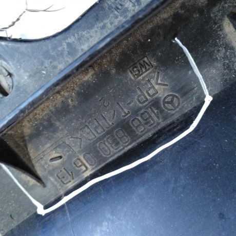 dekorativnaia-nakladka-zabo-dozdevik-vodootvodiashhii-shhitok-mercedes-a-klass-i-w168-restailing-art-110684-big-6