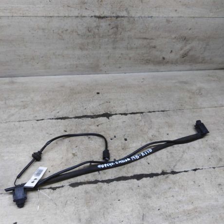 forsunka-omyvatelia-lobovogo-stekla-dve-stuki-mercedes-a-klass-i-w168-restailing-art-110712-big-0