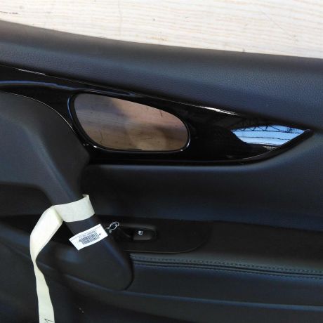 obsivka-dveri-nissan-qashqai-ii-restailing-peredniaia-pravaia-art-111293-big-6