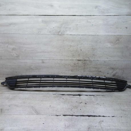 resetka-v-bamper-toyota-rav4-iv-xa40-art-111330-big-0