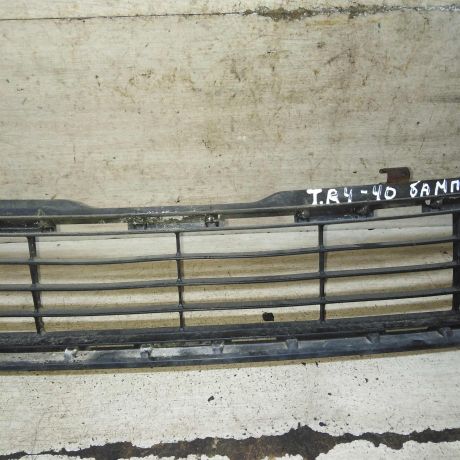 resetka-v-bamper-toyota-rav4-iv-xa40-art-111330-big-2