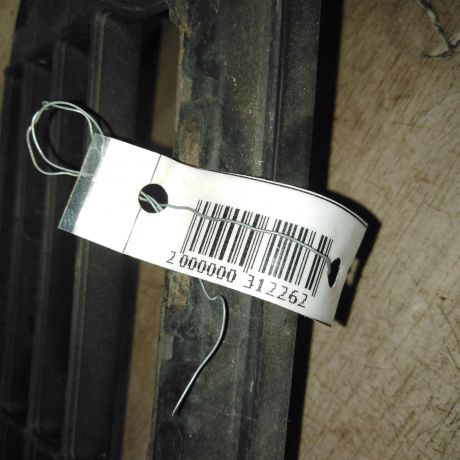 resetka-v-bamper-toyota-rav4-iv-xa40-art-111330-big-7