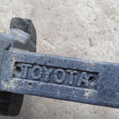 napolnitel-penoplastovyi-perednego-bampera-toyota-rav4-iv-xa40-art-111434-big-1