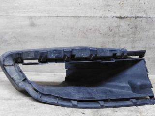 resetka-vstavka-levaia-v-bamper-toyota-rav4-iv-xa40-art-111490