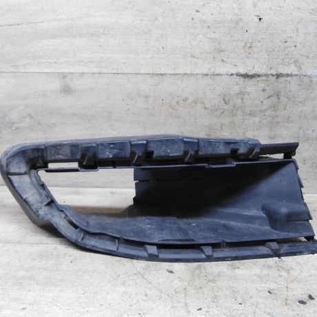 resetka-vstavka-levaia-v-bamper-toyota-rav4-iv-xa40-art-111490-big-0
