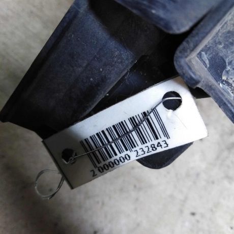 resetka-vstavka-levaia-v-bamper-toyota-rav4-iv-xa40-art-111490-big-3