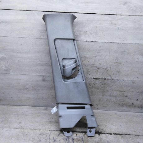 obsivka-stoiki-salona-nakladka-toyota-rav4-iv-xa40-art-111587-big-0
