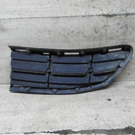 resetka-bampera-pravaia-toyota-rav4-iv-xa40-art-111940-big-0
