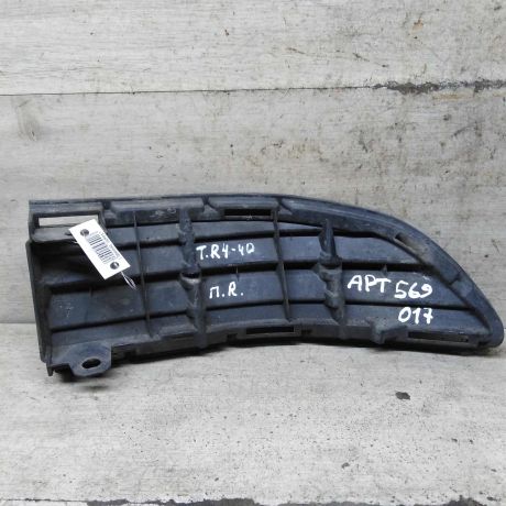 resetka-bampera-pravaia-toyota-rav4-iv-xa40-art-111940-big-1