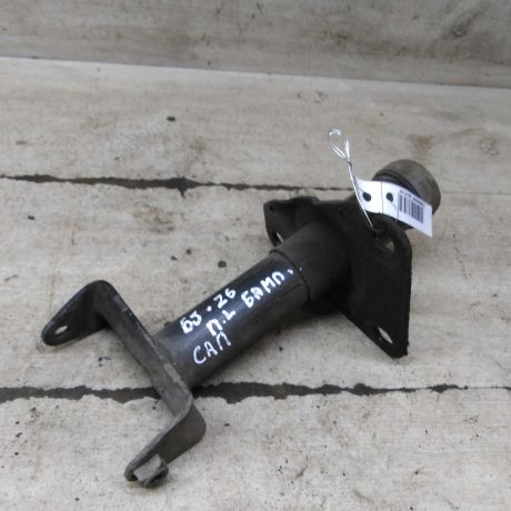 kronstein-perednego-usilitelia-levyi-volkswagen-passat-b5-art-112185-big-0