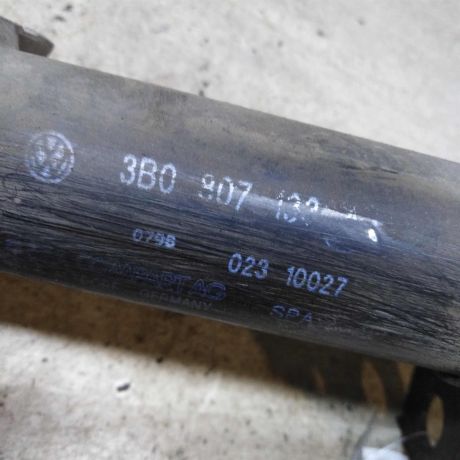kronstein-perednego-usilitelia-levyi-volkswagen-passat-b5-art-112185-big-1