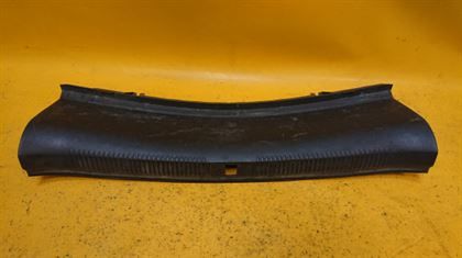 nakladka-dekorativnaia-bagaznika-sedan-audi-a6-c6-art-12857-big-0