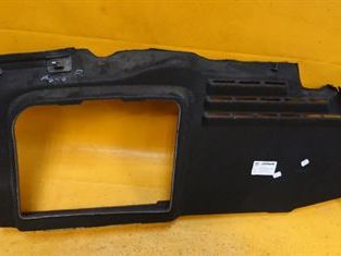 nakladka-dekorativnaia-pravaia-bagaznika-sedan-audi-a6-s6-art-12866