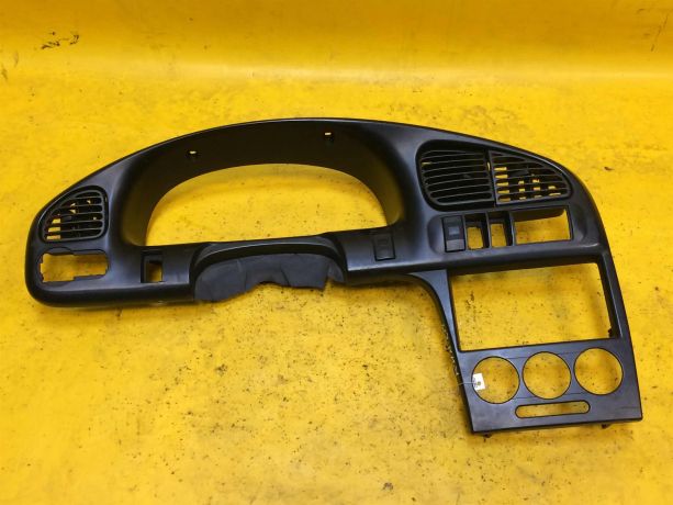 nakladka-dekorativnaia-na-panel-priborov-kia-spectra-ii-art-14461-big-0