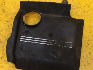 nakladka-dekorativnaia-na-dvigatel-levaia-audi-a6-c5-allroad-art-14947