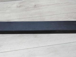 nakladka-poroga-vnutrenniaia-peredniaia-plevaia-polosa-ford-focus-iii-art-15087