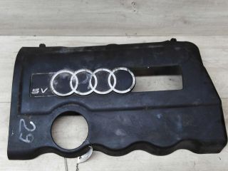 dekorativnaia-kryska-dvigatelia-audi-a4-b5-art-15299