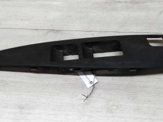 nakladka-bloka-upravleniia-steklopodieemnika-art-15320