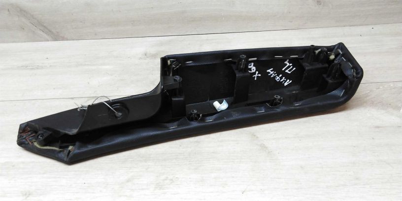 nakladka-podlokotnika-perednei-levoi-dveri-lifan-x60-i-art-15405-big-1