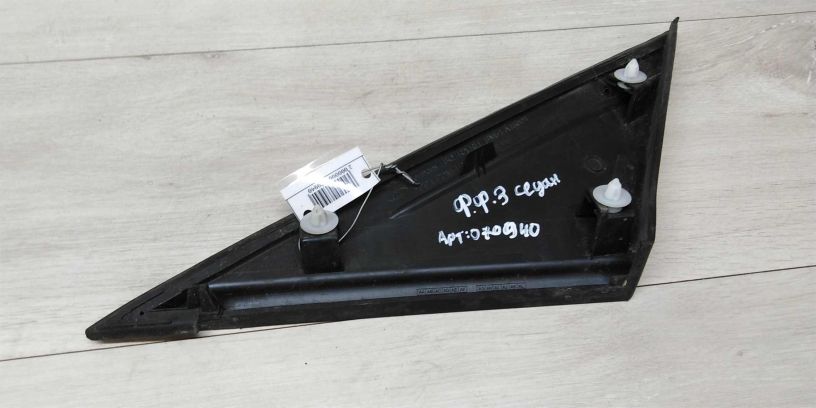 obsivka-vnutrenniaia-ford-focus-3-art-16006-big-1