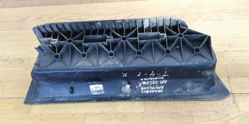 porog-dveri-perednii-pravyi-volkswagen-transporter-t4-art-17146-big-1