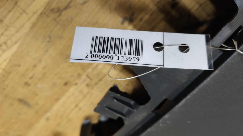 nakladka-srednei-stoiki-levaia-volkswagen-passat-b6-art-20778-big-2