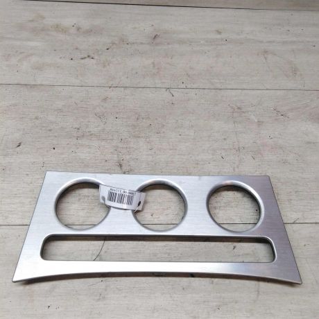 nakladka-centralnoi-torpedy-volkswagen-passat-b6-art-21212-big-0