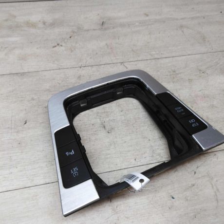 ramka-konsoli-perekliuceniia-peredac-volkswagen-passat-b6-art-21215-big-1