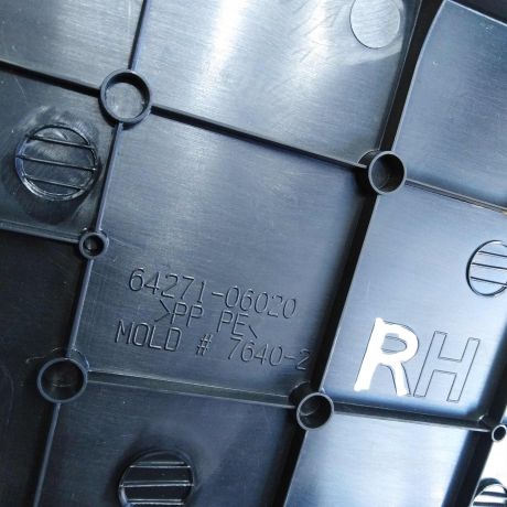 nakladka-pod-sidene-pravaia-toyota-camry-v40-art-21699-big-2