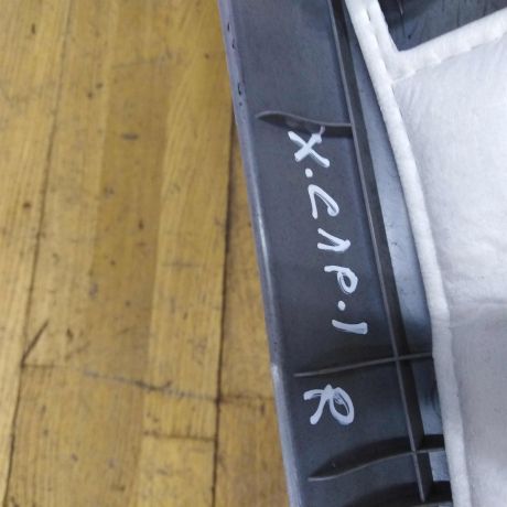 nakladka-stoiki-salona-peredniaia-pravaia-hyundai-solaris-art-22571-big-1