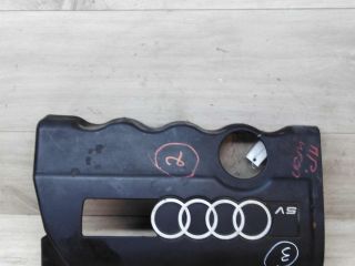dekorativnaia-kryska-dvigatelia-audi-a4-b5-18-adr-art-23895