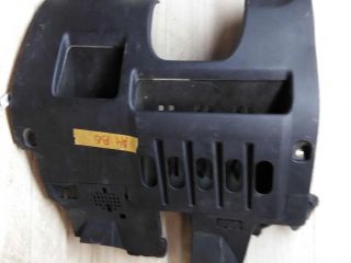 nakladka-nizniaia-torpedy-audi-a4-b6-8e-art-25330