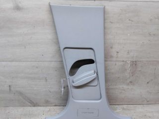 nakladka-na-sredniuiu-stoiku-levaia-ford-focus-2-do-rest-sedan-art-26032