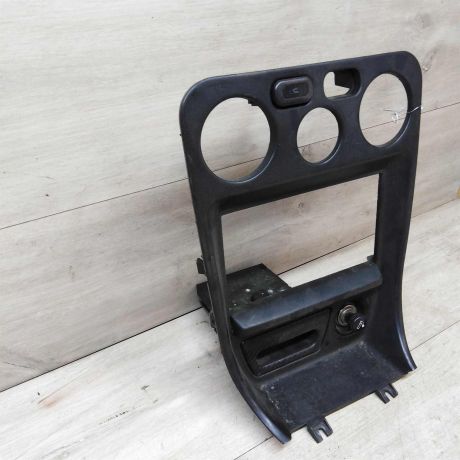 konsol-centralnaia-mitsubishi-galant-7-art-27105-big-0