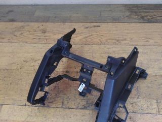 centralnaia-cast-torpedo-mazda-3-bk-xetcbek-art-29946