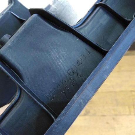 centralnaia-cast-torpedo-mazda-3-bk-xetcbek-art-29946-big-1