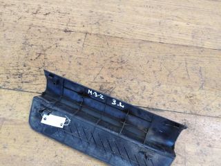 nakladka-poroga-zadniaia-levaia-vnutrenniaia-mazda-3-bk-xetcbek-art-30024