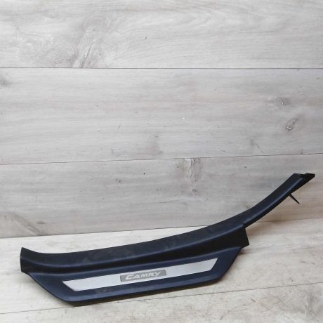 nakladka-poroga-vnutrenniaia-zadniaia-levaia-toyota-camry-v40-art-31266-big-0