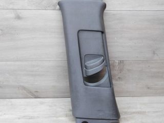 nakladka-stoiki-salona-vnutrenniaia-sredniaia-verxniaia-toyota-camry-v40-art-31431