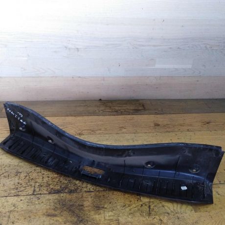 nakladka-bagaznika-vnutrenniaia-ford-focus-2-do-rest-art-32468-big-2