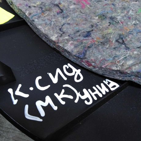 nakladka-k-na-torpedu-shhitka-priborov-kia-ceed-art-35430-big-3