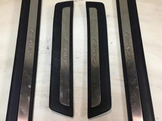 nakladka-poroga-dekorativnaia-toyota-camry-v50-art-36172