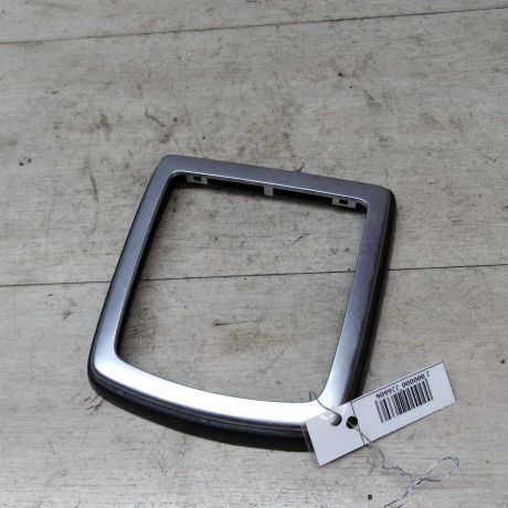 nakladka-rukoiatki-perekliuceniia-peredac-konsoli-ford-focus-2-do-rest-art-37668-big-0