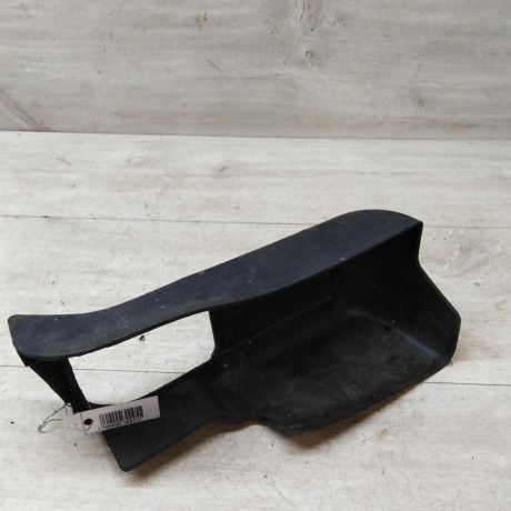 nakladka-vnutri-kuzova-audi-a6-c5-28-24-do-rest-na-bacok-gidrousilitelia-art-43066-big-3