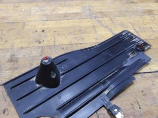 nakladka-kuzova-vnutri-ford-focus-3-rest-17gv-art-44488