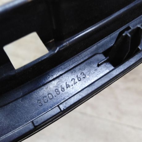 nakladka-vnutri-salona-volkswagen-passat-b6-art-44837-big-4