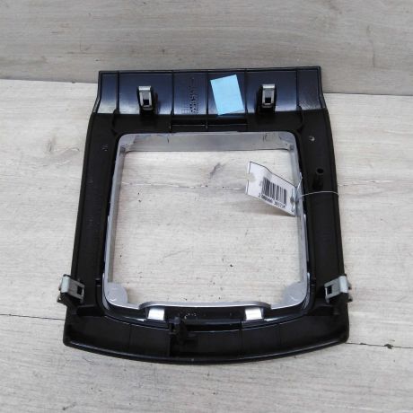 nakladka-dekorativnaia-vnutri-salona-na-kulisu-ford-focus-2-do-rest-art-46295-big-1