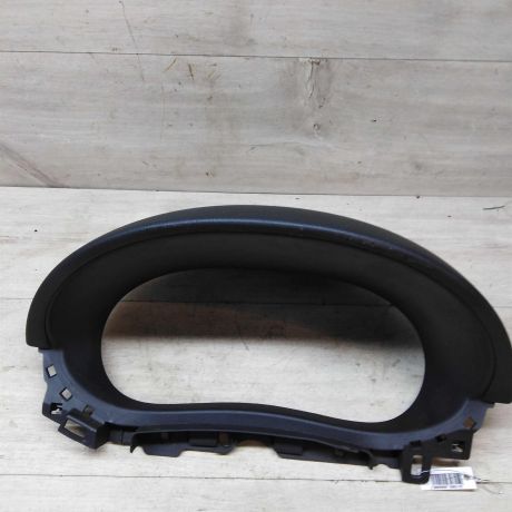 nakladka-kuzov-vnutri-salona-na-torpedo-nissan-almera-iii-g15-art-47314-big-0