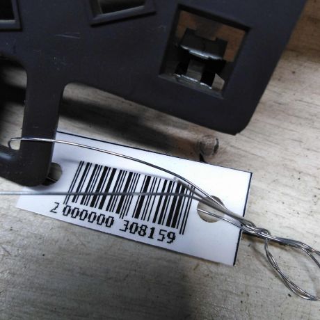 nakladka-kuzov-vnutri-salona-na-torpedo-nissan-almera-iii-g15-art-47314-big-1